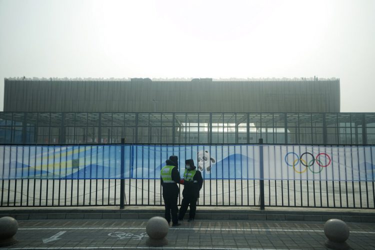 Russian Olympic women's hockey team practices post-isolation